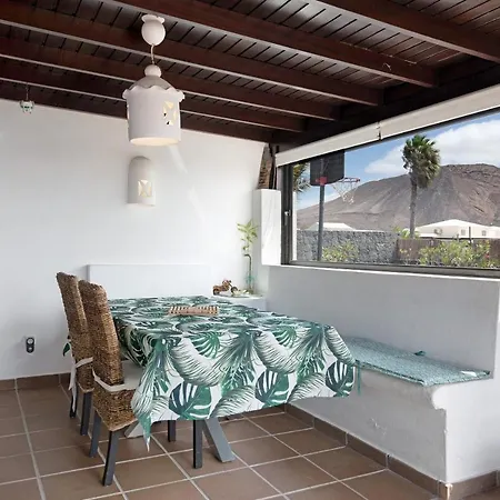 Villa Montana Roja *