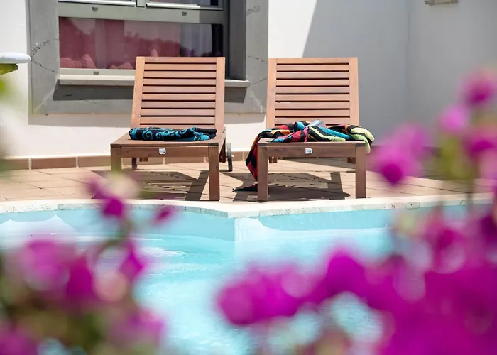 Montana Roja Villa *